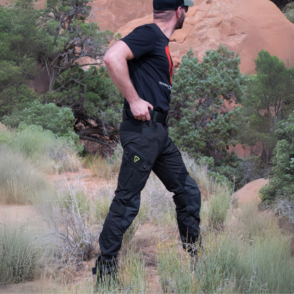 ¡[COMPRA 1 Y LLÉVATE 2] TitanGuard™ – De la ruta al centro comercial, lista para todo!